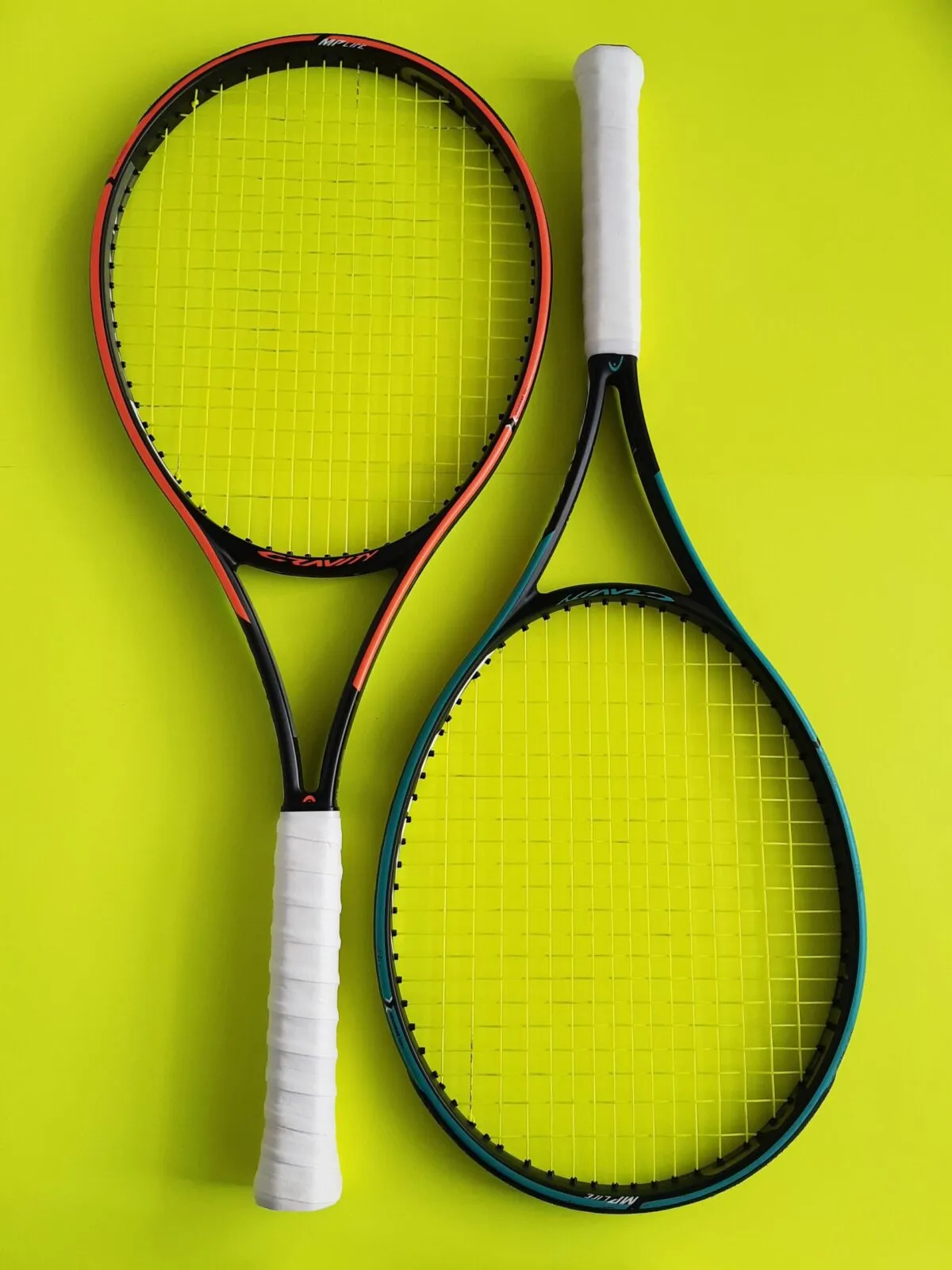 1.1 Head Graphene 360+ Gravity MP Lite Tennis Racquet