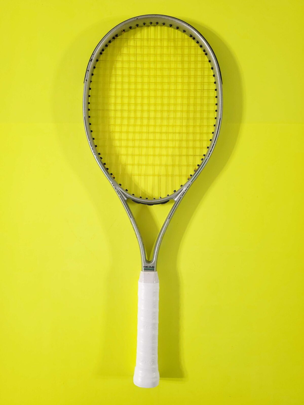 HEAD 660 Challenge Tennis Racquet