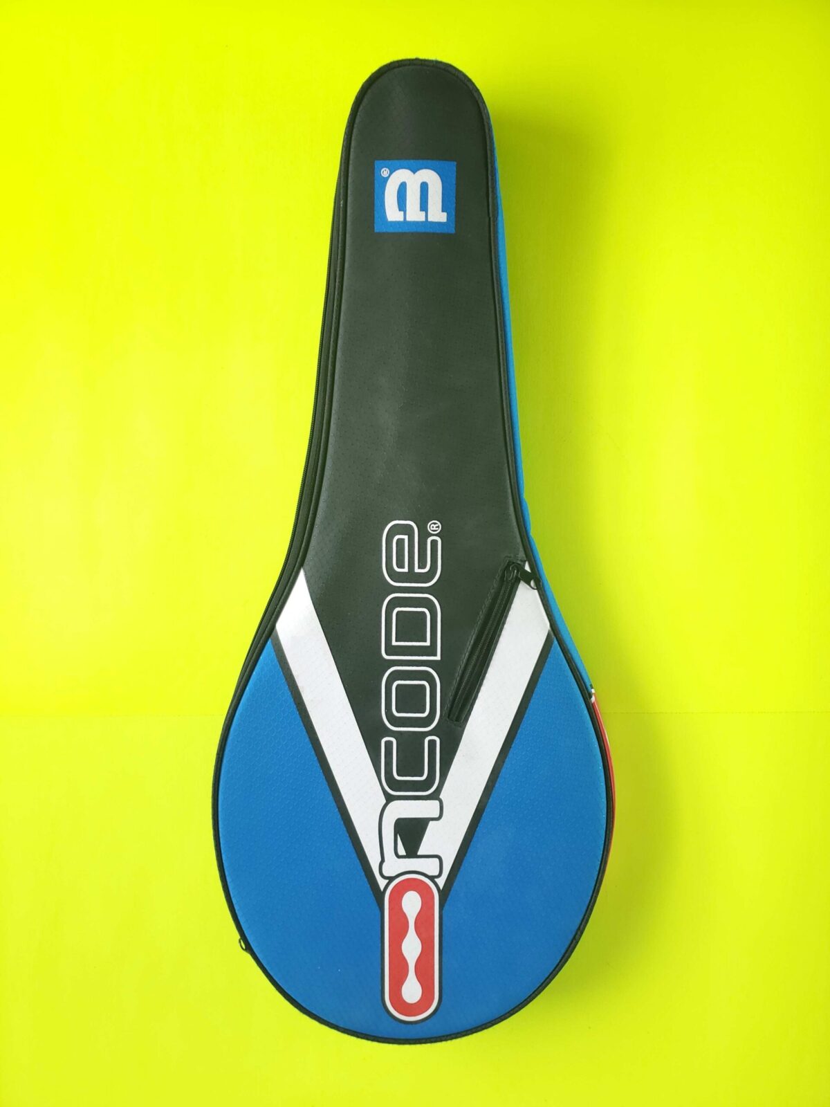 Tennis racquet cover