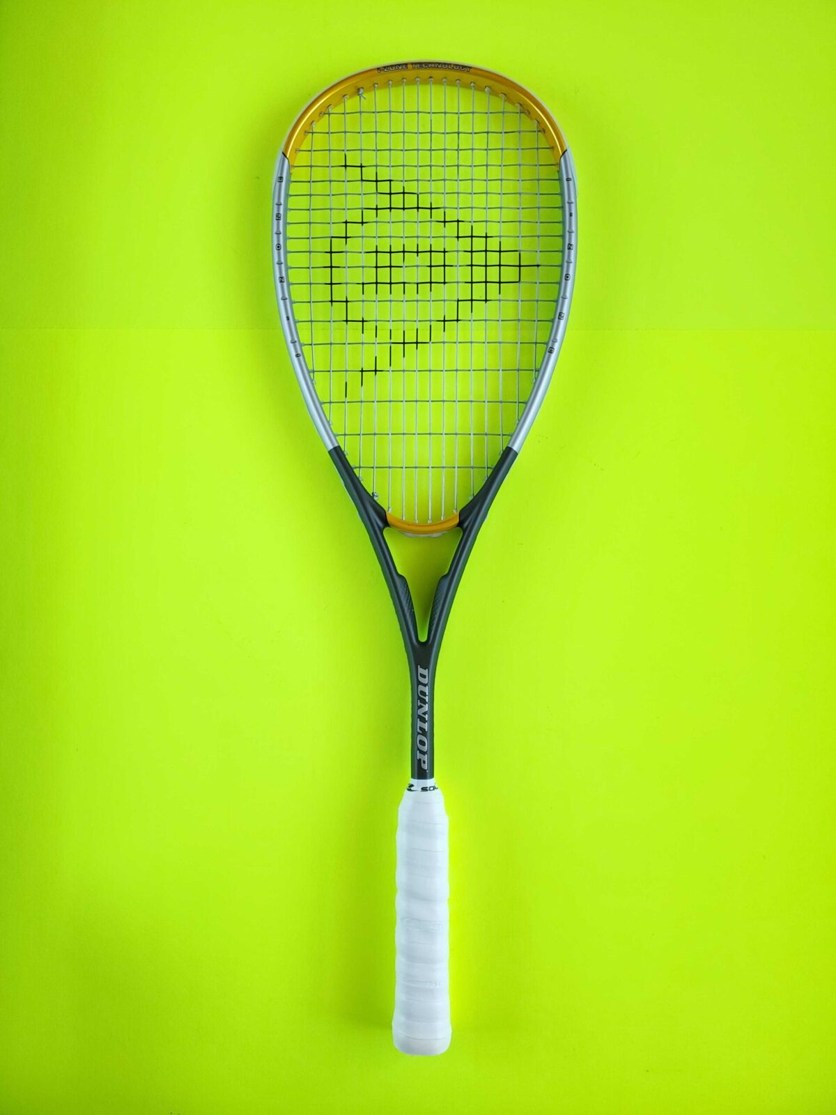1 Dunlop I-Zone Graphite squash racquet
