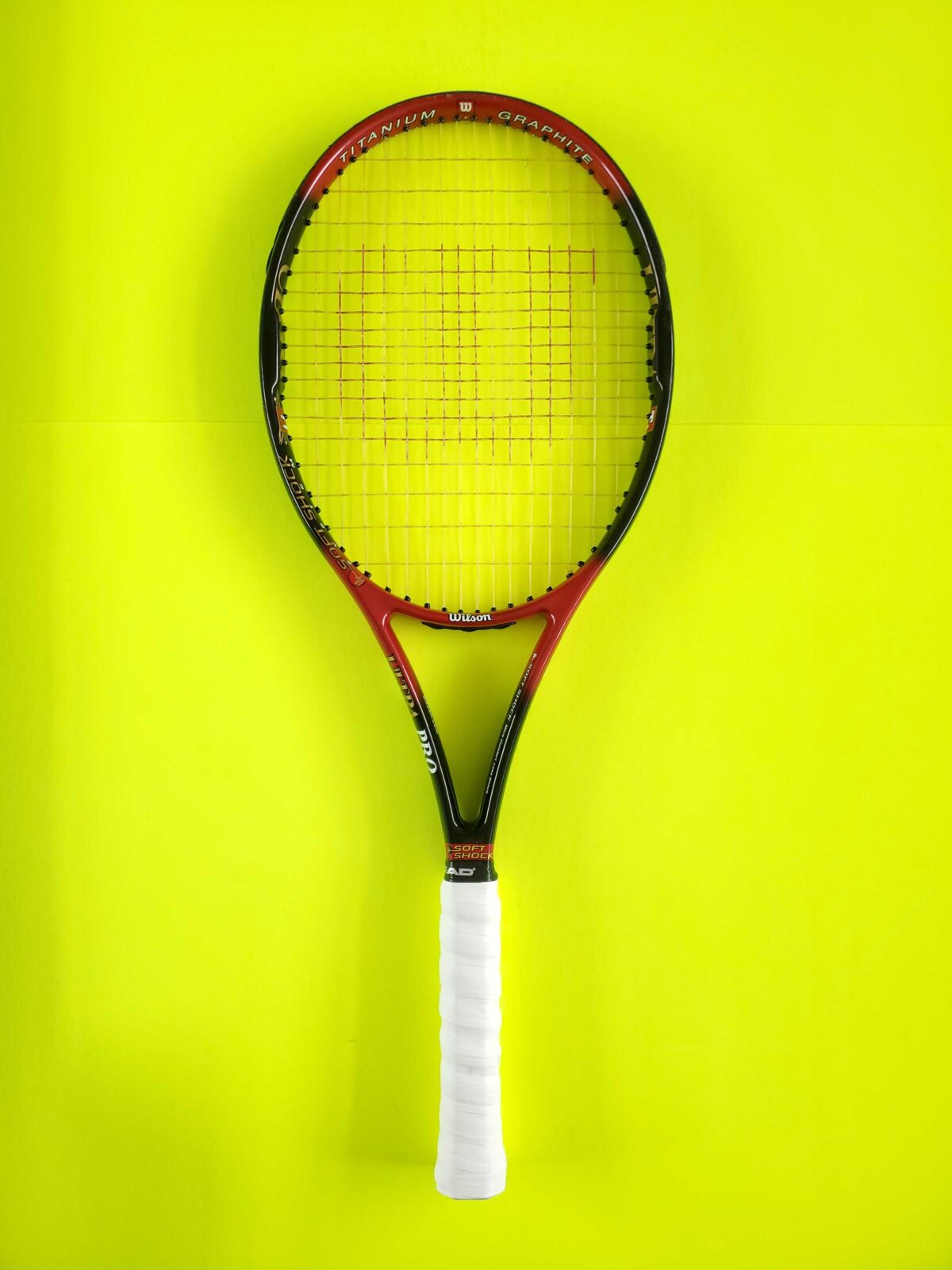 1 Wilson Ultra Pro tennis racquet