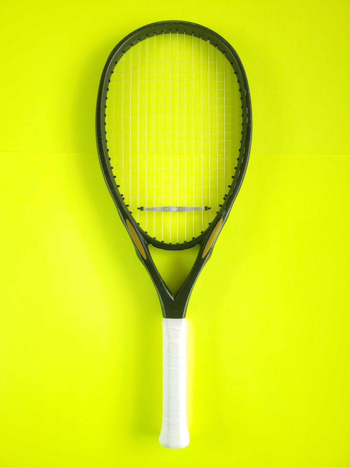 HEAD Intelligence i.S12 tennis racquet